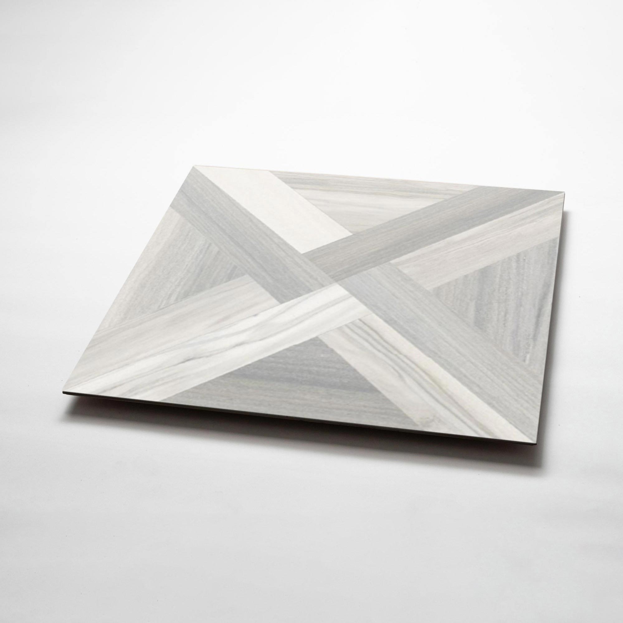 LOURDES 35X35 MADERA ENTRAMADA GRIS CJ.2.20 M2